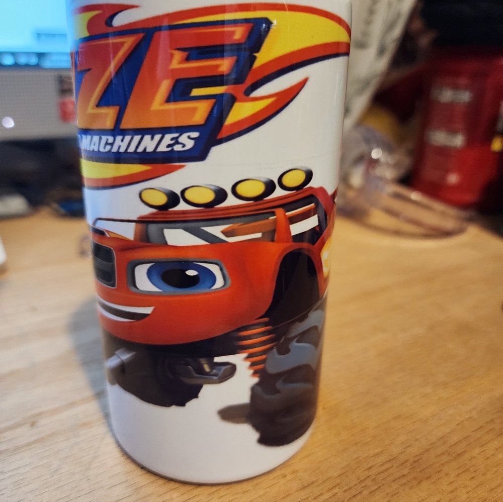 Blaze and the Monster Machines Mug - Picture 6 of 11